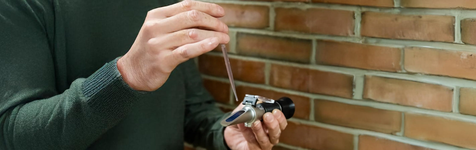 Mastering Your Brew: How to Use a Refractometer for Effective Brewing